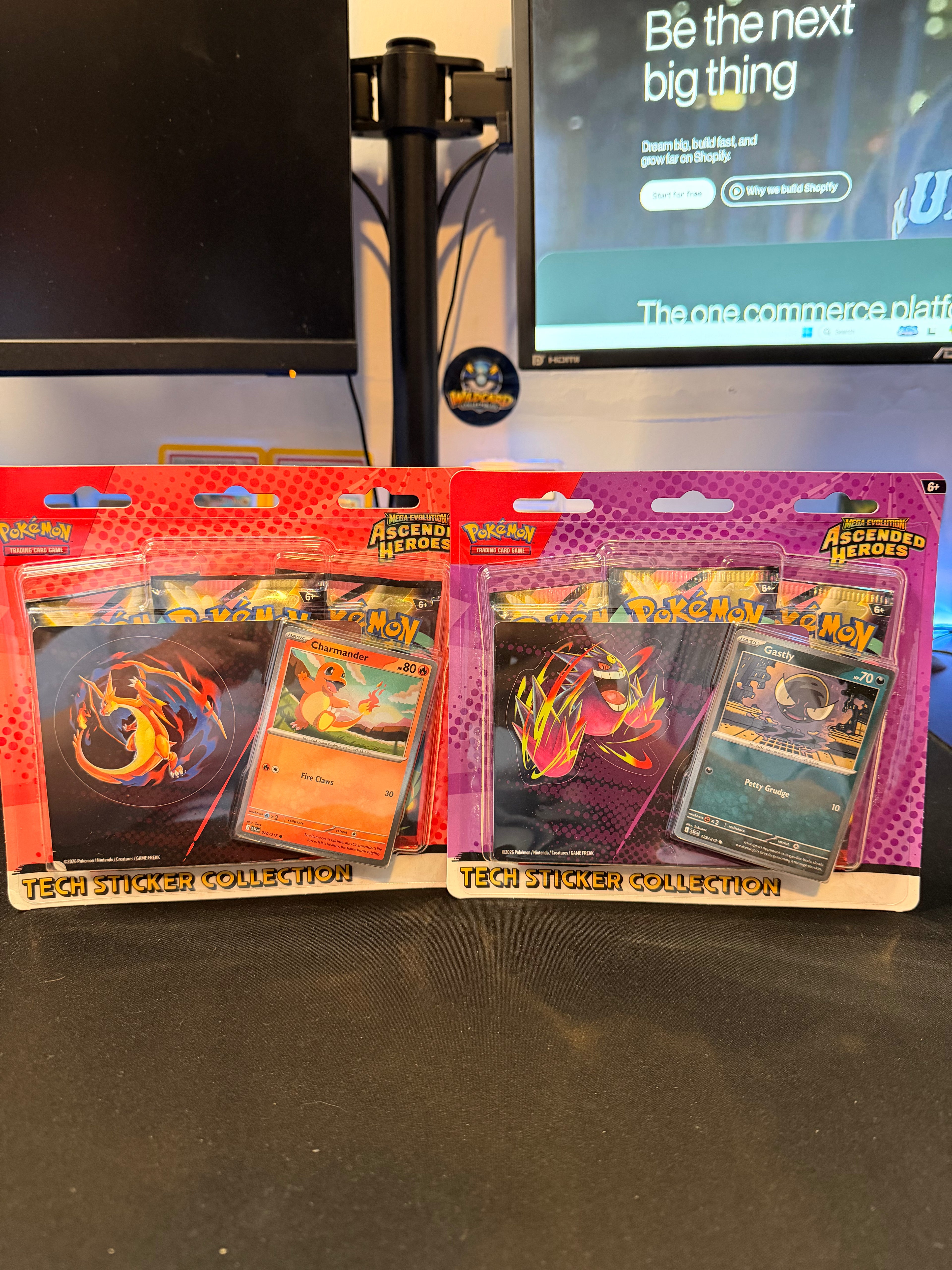 Ascended Hero’s Tech Sticker Collection Charmander or Gastley (random)