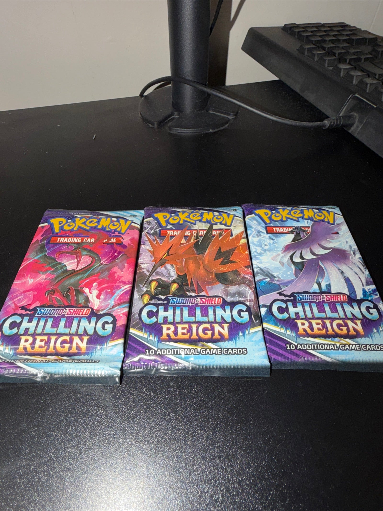 Pokemon Sword & Shield Chilling Reign Booster Pack