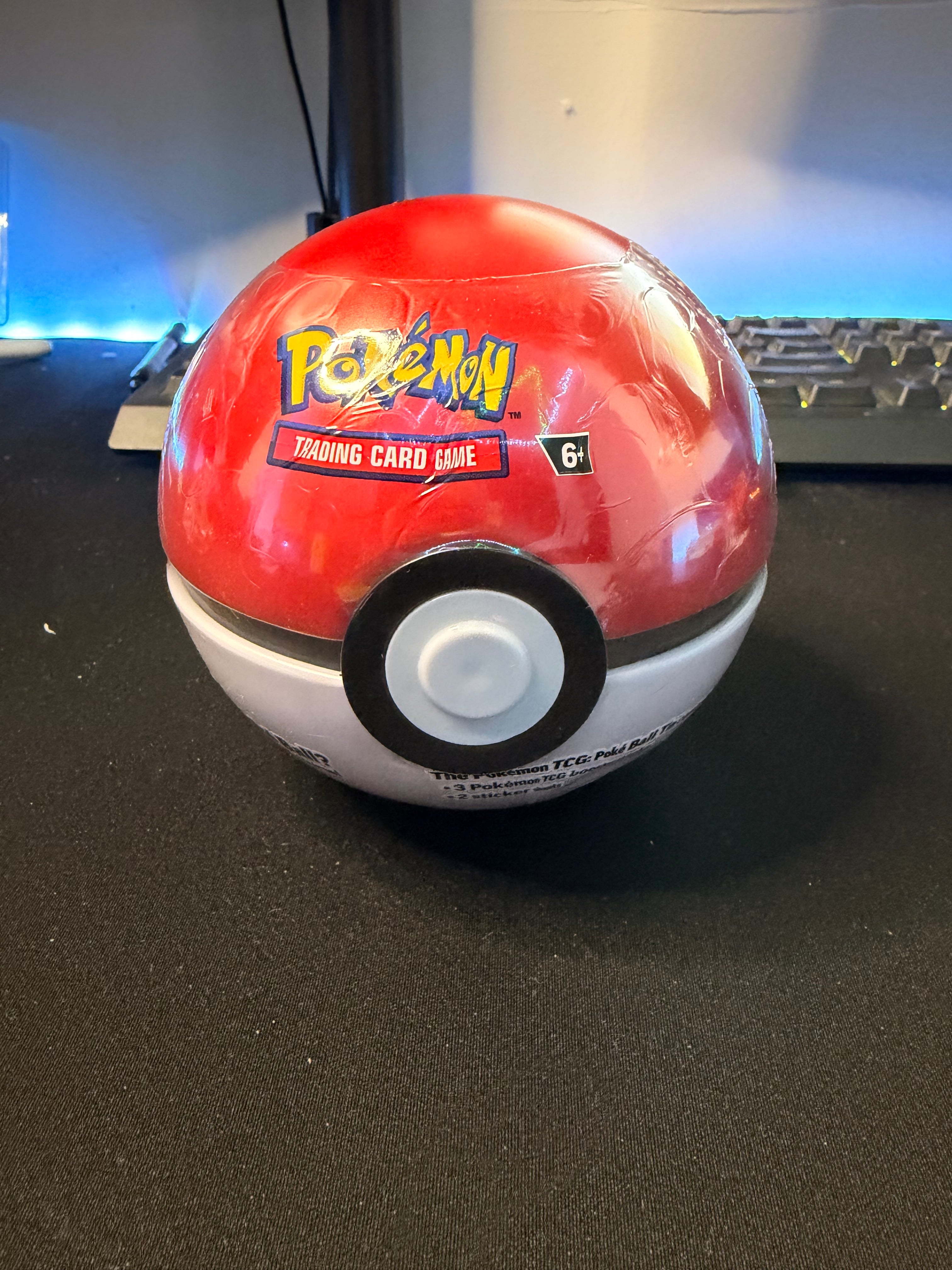 Pokeball Tin